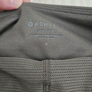 Athleta skort in moss green